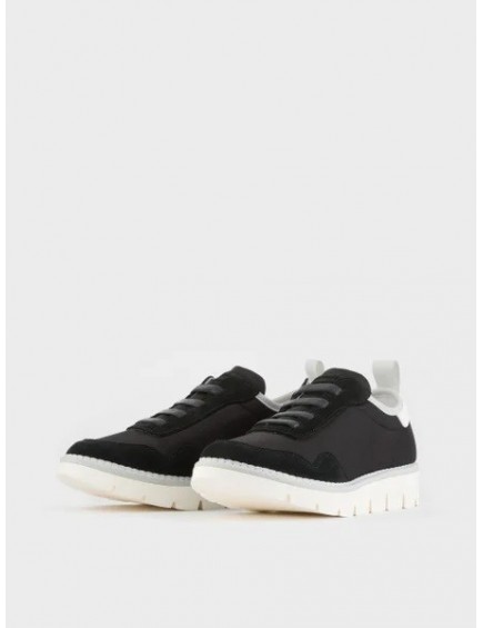 P05 Slip-On Negro 2