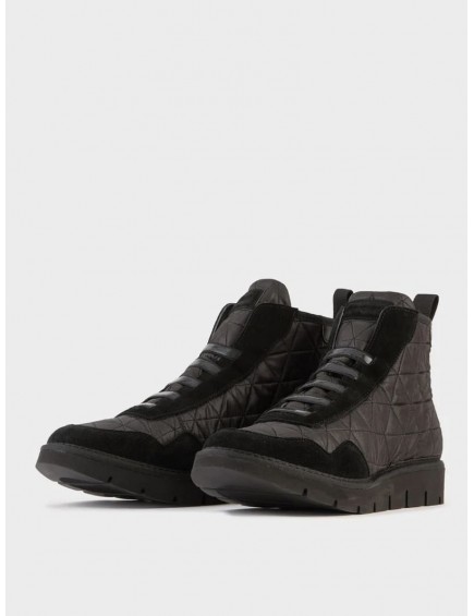 P05 Woman Ante Black 2