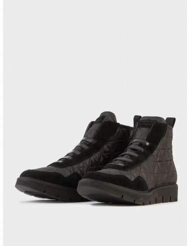 P05 Woman Ante Black