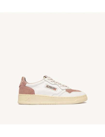 Medalist Low Nude Colour Suede