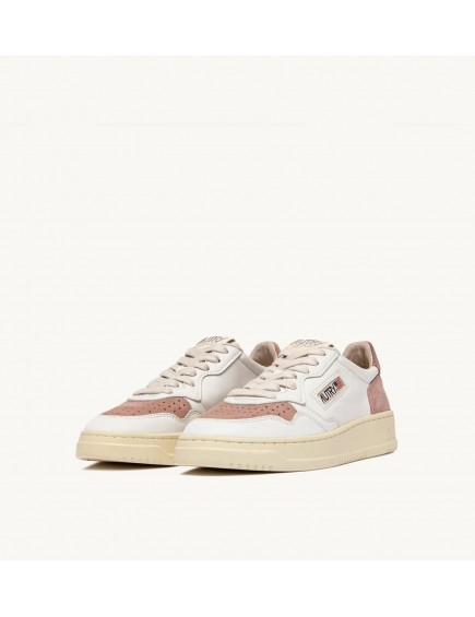 Medalist Low Nude Colour Suede 2
