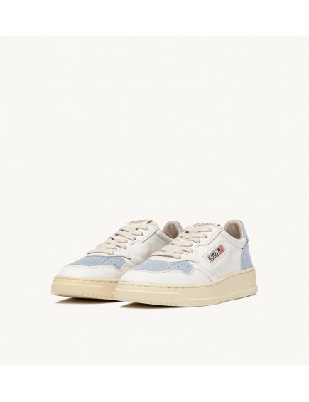 Medalist Low Light Blue Suede 2