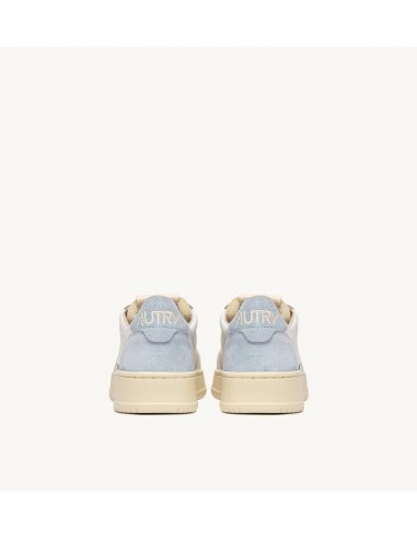 Medalist Low Light Blue Suede
