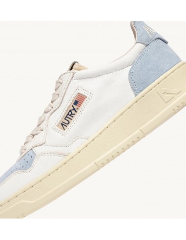 Medalist Low Light Blue Suede