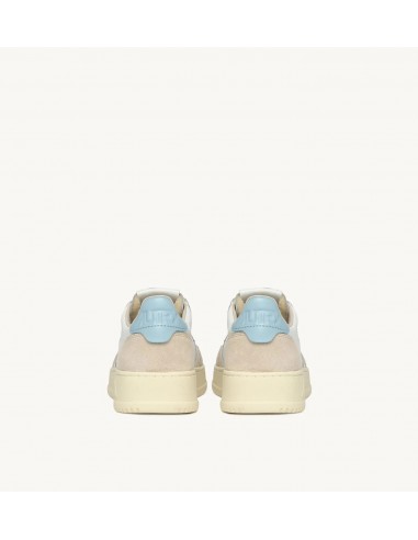 Medalist Low Light Blue Leather Medalist Low Light Blue Leather