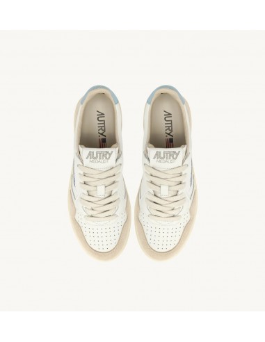 Medalist Low Light Blue Leather Medalist Low Light Blue Leather