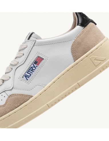 Medalist Low-Top Black