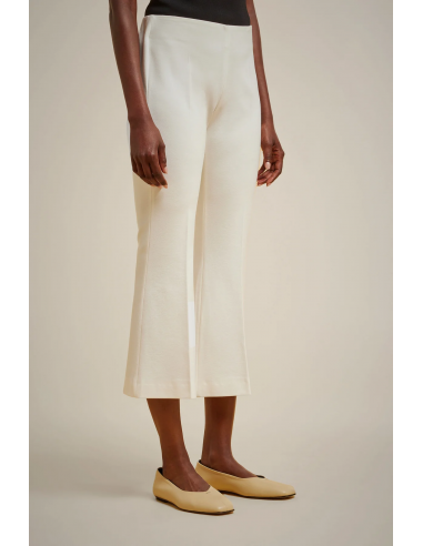 Pantalón Blanco Estilo Trompeta