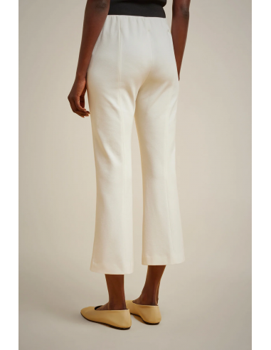 Pantalón Blanco Estilo Trompeta