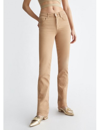 Vaqueros Rectos Talle Alto Camel