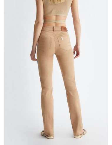 Vaqueros Rectos Talle Alto Camel
