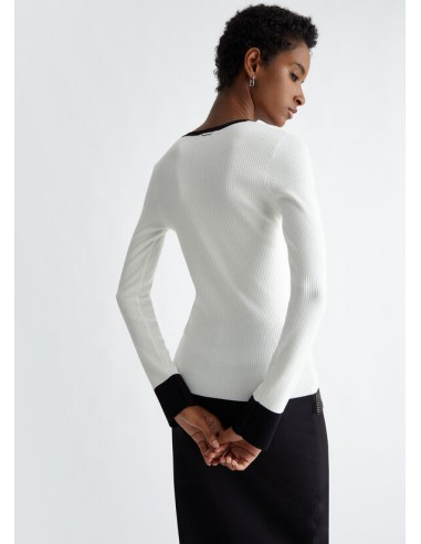 Jersey con Escote de Pico Negro