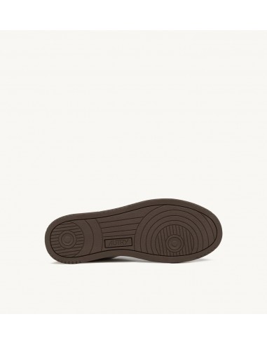 Medalist Low Bicolor Chestnut Medalist Low Bicolor Chestnut