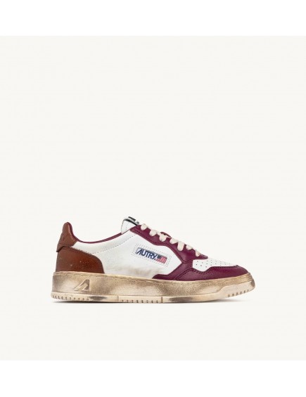 Supervintage Medalist Low...