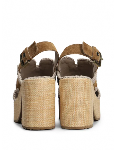 Raffia platform with backstrap