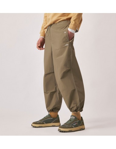 Pantalón paracaídas reflex  de nailon