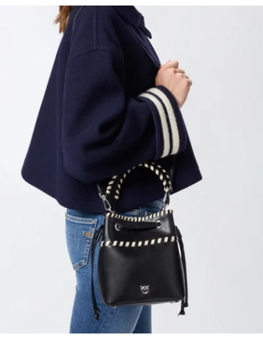 Bolso cubo pequeño de piel con...