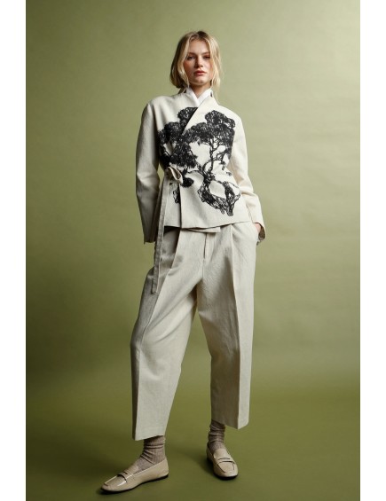 Whispers of the Ancients –...