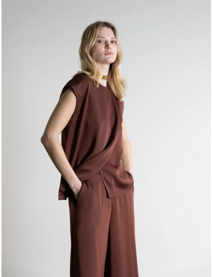 Naia Clean Line Draped... 2