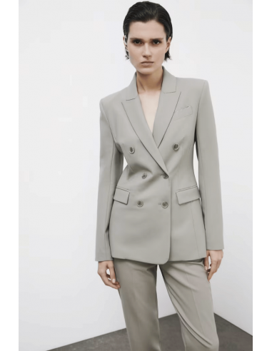 Blazer "ESSENTIAL" Doble Botonadura...