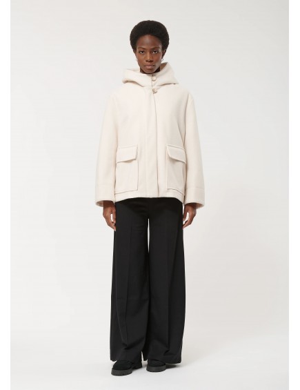 Abrigo Blanco Oversize Capucha