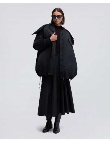 Plumas Raso Capucha Negro