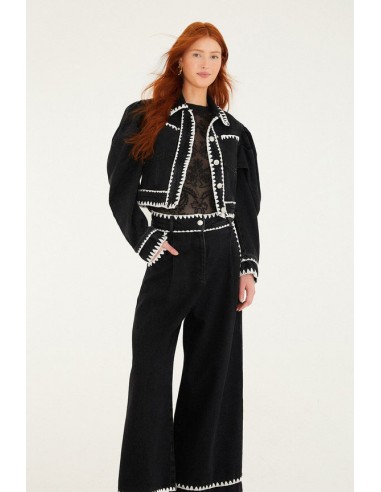 Pantalón Black Crochet Embroidery