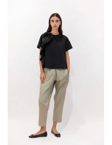 Camiseta Sculptural Rosette Negro