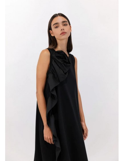 Vestido Sculptural Rosette... 2