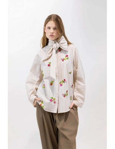 Camisa Bordado Floral