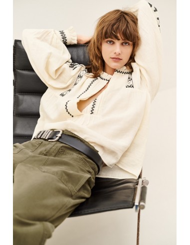 Blusa Pidma Cruda Bordados